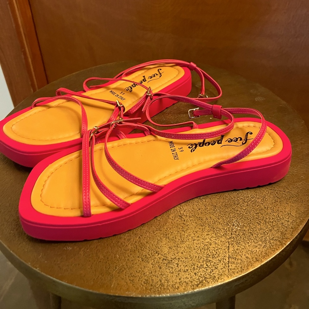 Free people women’s sandals